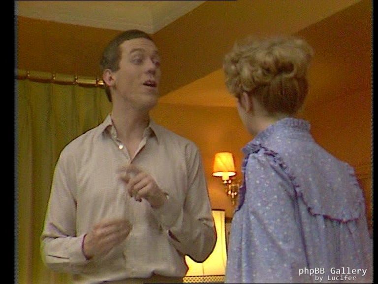 Hugh Laurie - Alfresco - 1x02