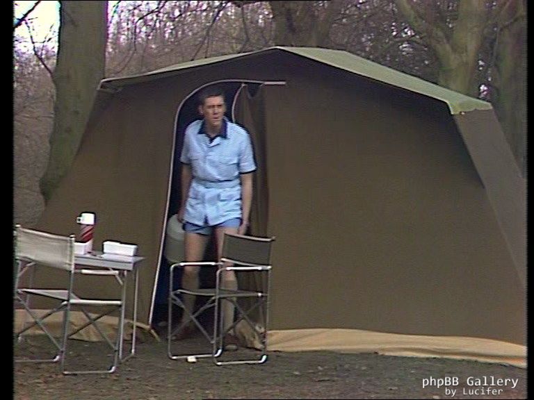 Hugh Laurie - Alfresco - 1x02