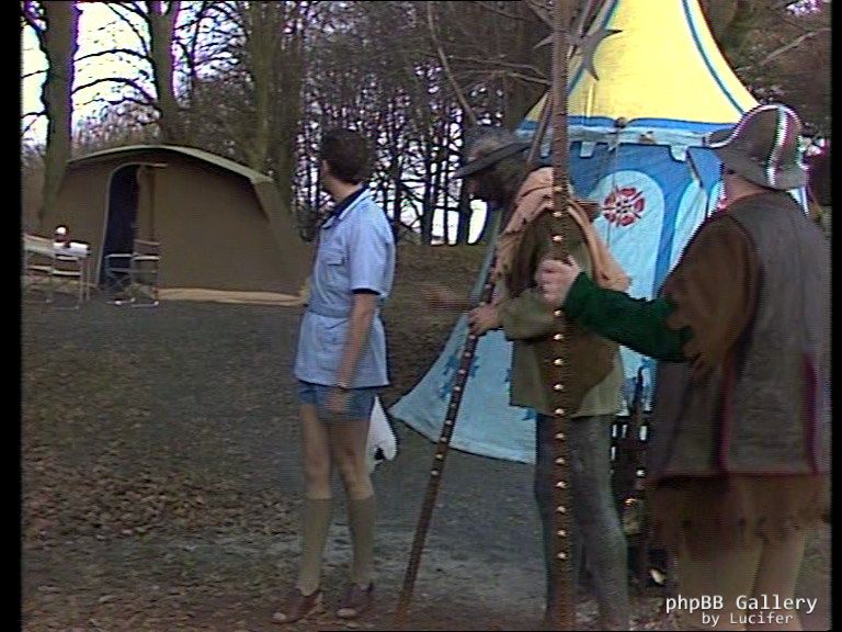 Hugh Laurie - Alfresco - 1x02