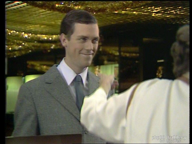 Hugh Laurie - Alfresco - 1x01