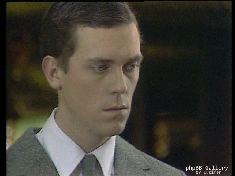 Hugh Laurie - Alfresco - 1x01
