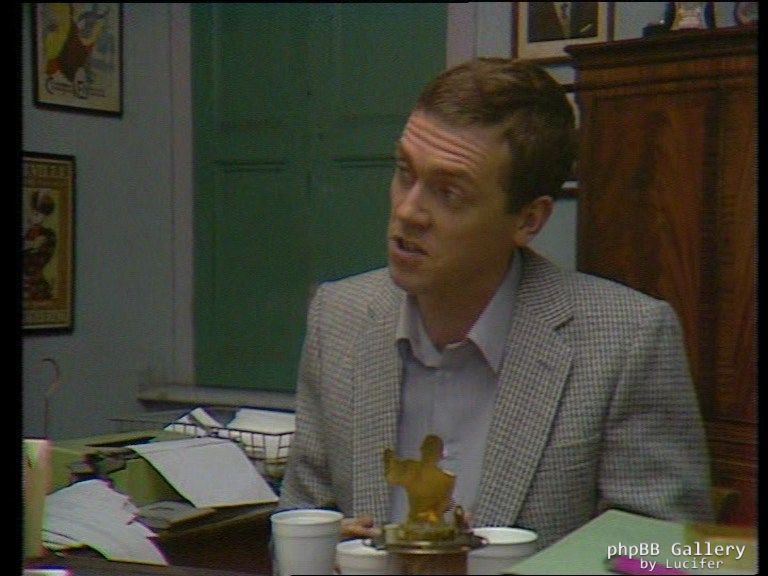 Hugh Laurie - Alfresco - 1x01