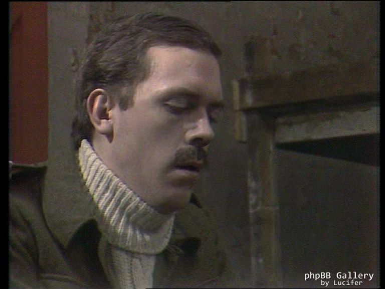 Hugh Laurie - Alfresco - 1x01