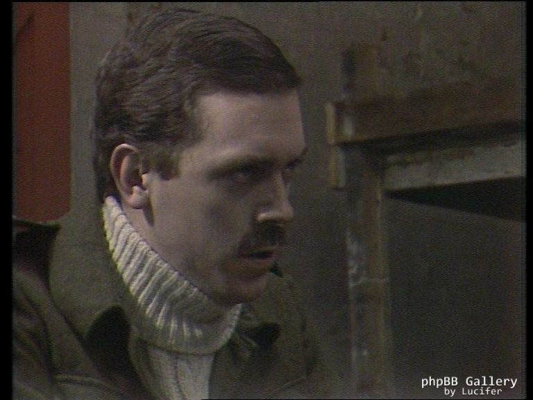 Hugh Laurie - Alfresco - 1x01