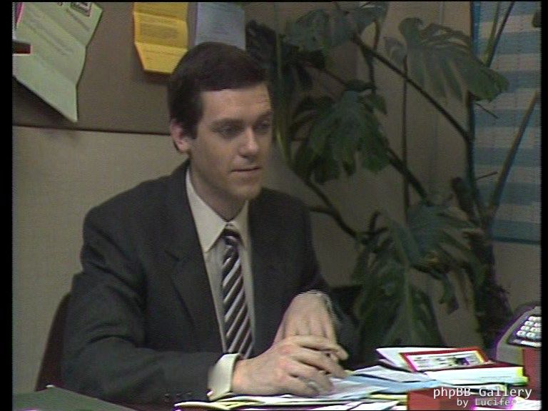 Hugh Laurie - Alfresco - 1x01
