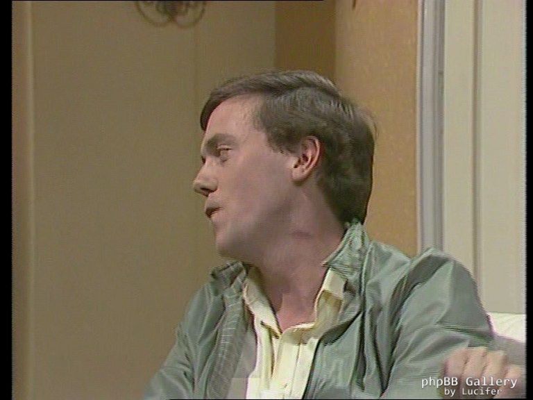 Hugh Laurie - Alfresco - 1x03