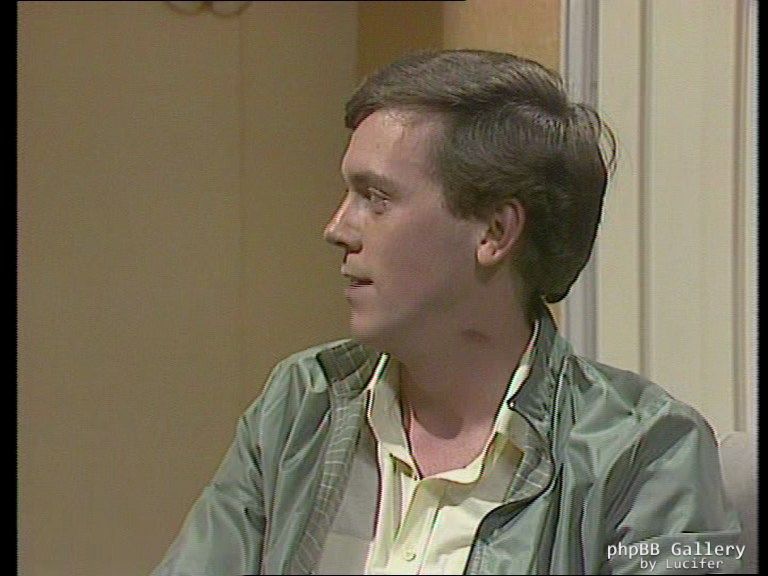 Hugh Laurie - Alfresco - 1x03