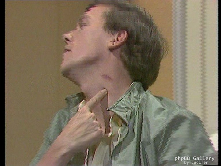 Hugh Laurie - Alfresco - 1x03