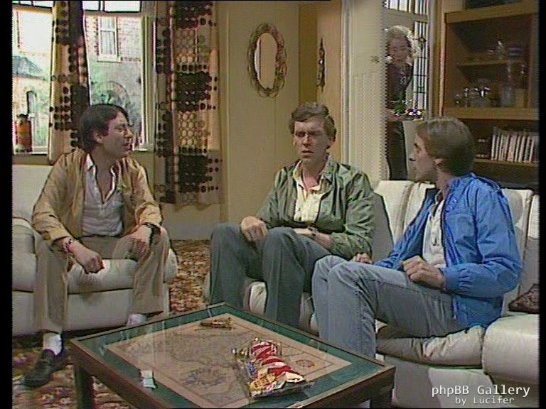 Hugh Laurie - Alfresco - 1x03