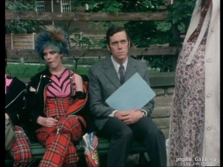 Hugh Laurie - Alfresco - 1x03