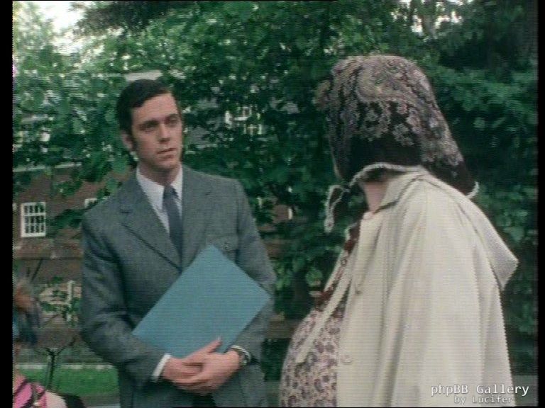 Hugh Laurie - Alfresco - 1x03