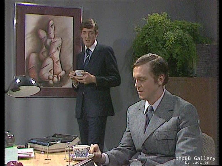 Hugh Laurie - Alfresco - 1x03