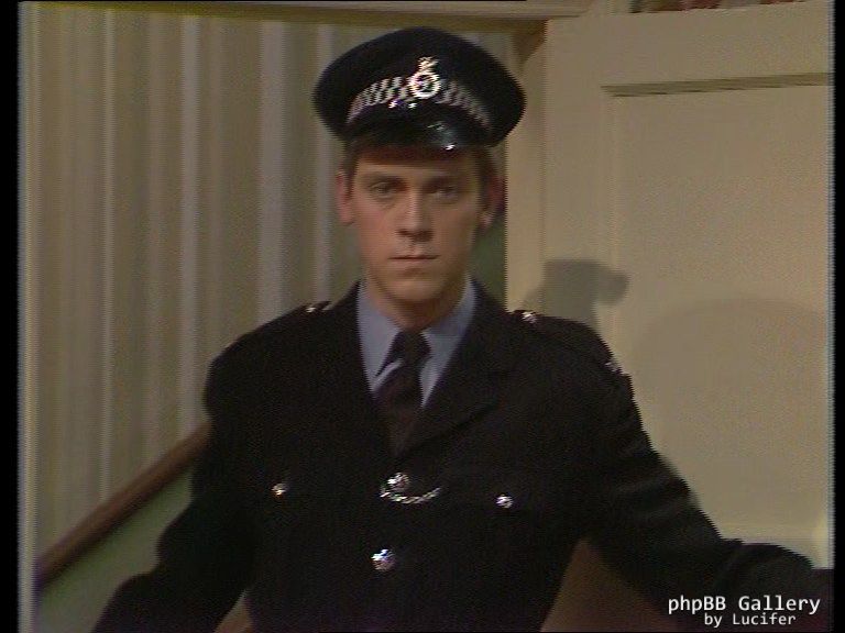 Hugh Laurie - Alfresco - 1x03