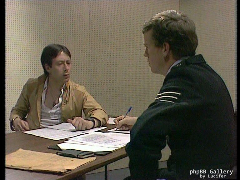 Hugh Laurie - Alfresco - 1x03