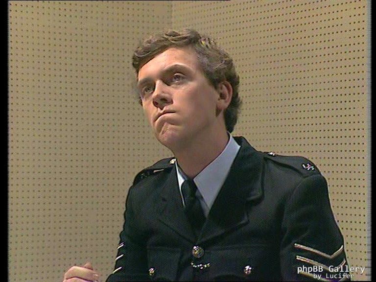 Hugh Laurie - Alfresco - 1x03