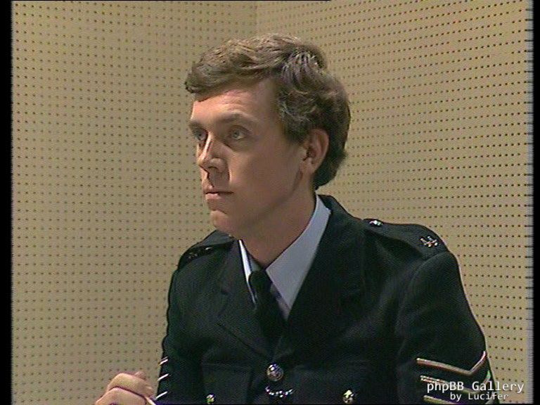 Hugh Laurie - Alfresco - 1x03