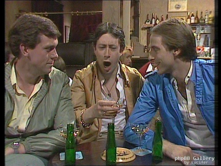 Hugh Laurie - Alfresco - 1x03