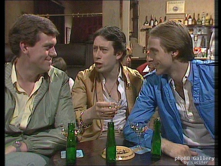 Hugh Laurie - Alfresco - 1x03