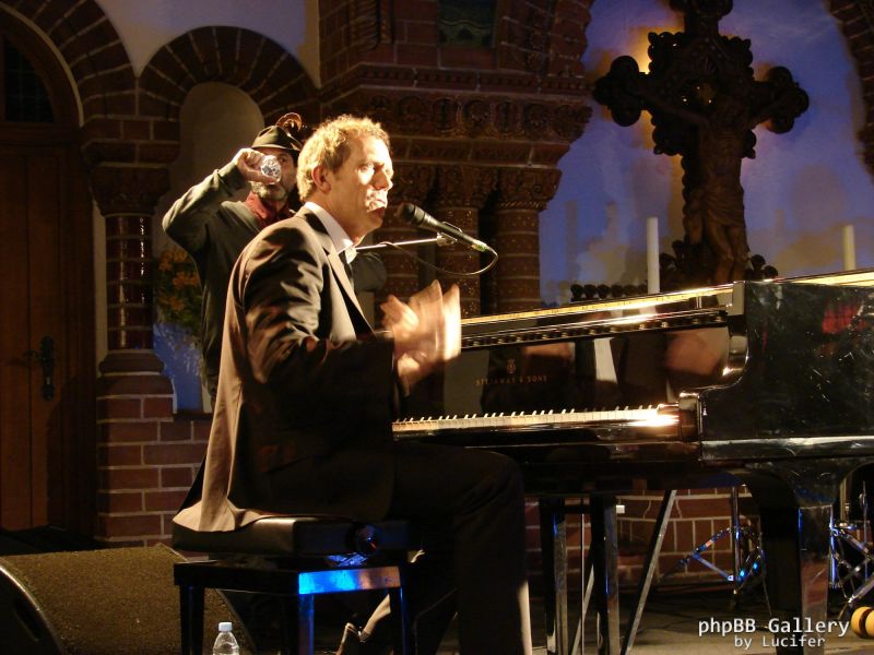 Hugh Laurie - Berlin Konzert, 28. April 2011