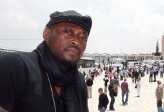 Omar Epps and Wife, Jesse Spencer - Wailing Wall Jerusalem May 2011