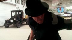 Hugh Laurie - Down by the River -00011