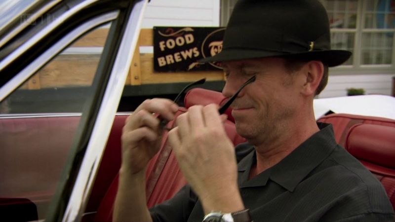 Hugh Laurie - Down by the River -00018