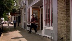 Hugh Laurie - Down by the River -00097