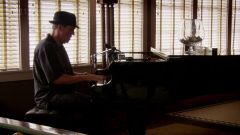 Hugh Laurie - Down by the River -00203