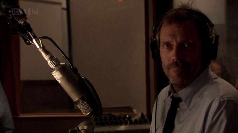 Hugh Laurie - Down by the River -00241
