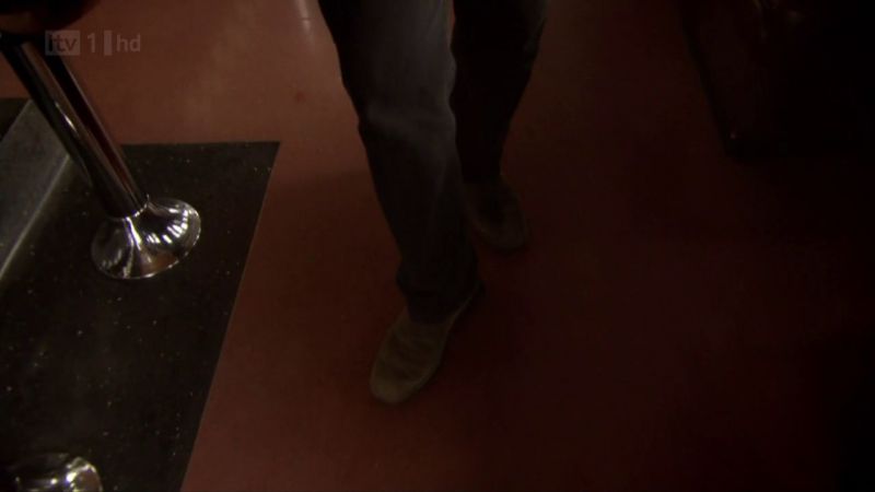 Hugh Laurie - Down by the River -00268