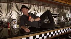 Hugh Laurie - Down by the River -00288