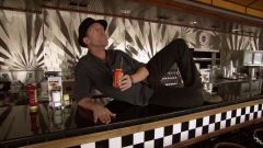 Hugh Laurie - Down by the River -00289