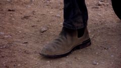 Hugh Laurie - Down by the River -00297