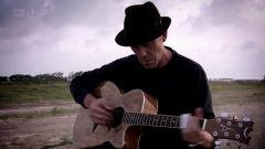 Hugh Laurie - Down by the River -00310