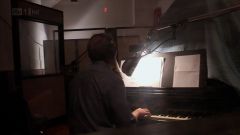 Hugh Laurie - Down by the River -00313