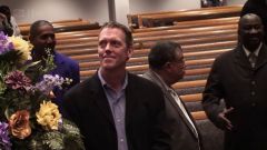 Hugh Laurie - Down by the River -00331