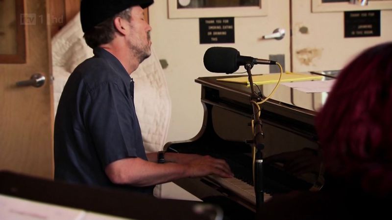 Hugh Laurie - Down by the River -00346