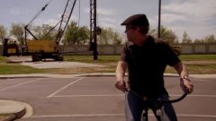 Hugh Laurie - Down by the River -00368