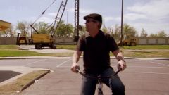 Hugh Laurie - Down by the River -00371