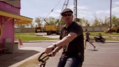 Hugh Laurie - Down by the River -00373