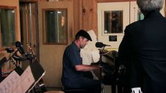Hugh Laurie - Down by the River -00390