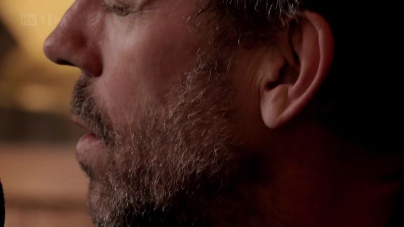 Hugh Laurie - Down by the River -00397