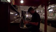 Hugh Laurie - Down by the River -00408