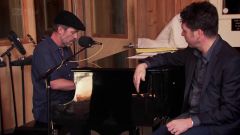 Hugh Laurie - Down by the River -00424