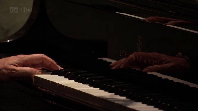 Hugh Laurie - Down by the River -00437