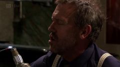 Hugh Laurie - Down by the River -00462