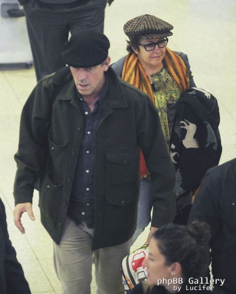 Hugh Laurie & Jo Green - Arrive in Buenos Aires - June 2012