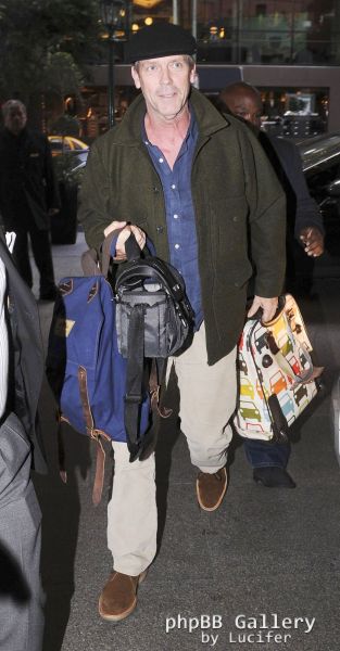Hugh Laurie & Jo Green - Arrive in Buenos Aires - June 2012