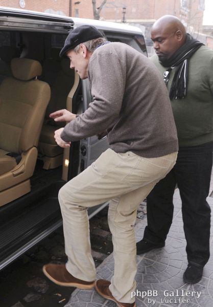 Hugh Laurie & Jo Green - Out and About Buenos Aires - June 2012