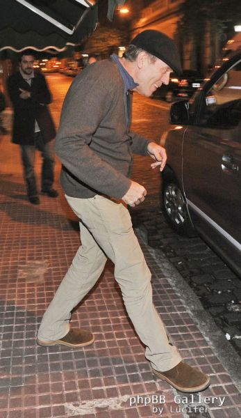 Hugh Laurie & Jo Green - Out and About Buenos Aires - June 2012